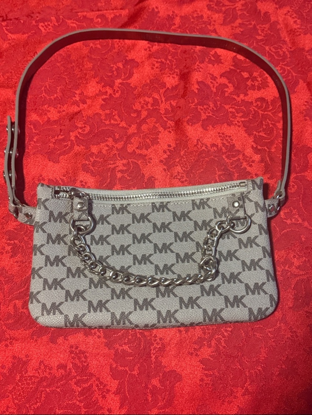 Michael Kors Pull Chain Belt Bag (grey)